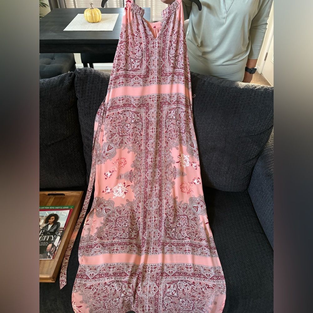 NEW YORK AND COMPANY MAXI DRESS